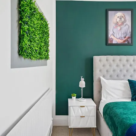 Apartmán The Emerald Gem - Overlooking The Park *