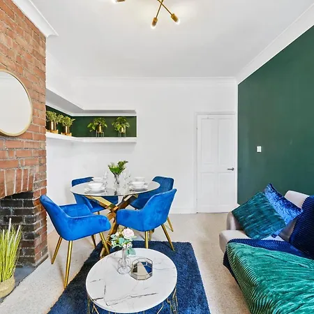 Apartmán The Emerald Gem - Overlooking The Park *